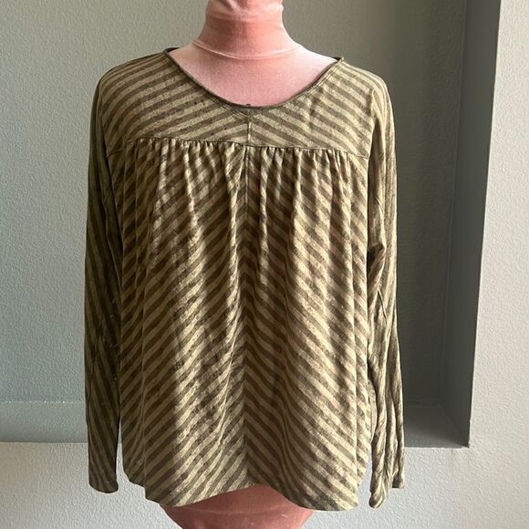 Anthropologie Top - Picture 3 of 6